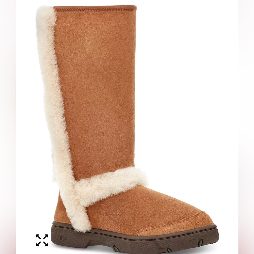 UGG®
Sunburst Tall Sheepskin Boots Women Size 8 NEW Discontinued Edition ‼️